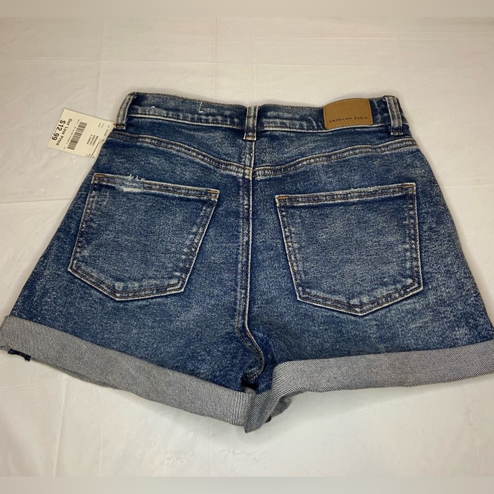 American Eagle Mom Short - Stretch - Picture 2 of 9